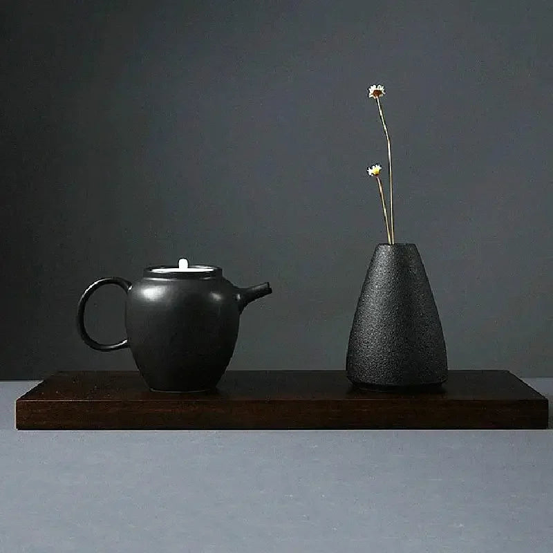 Vaso Nórdico - Eclipse: Estilo e Sofisticação em Cada Detalhe