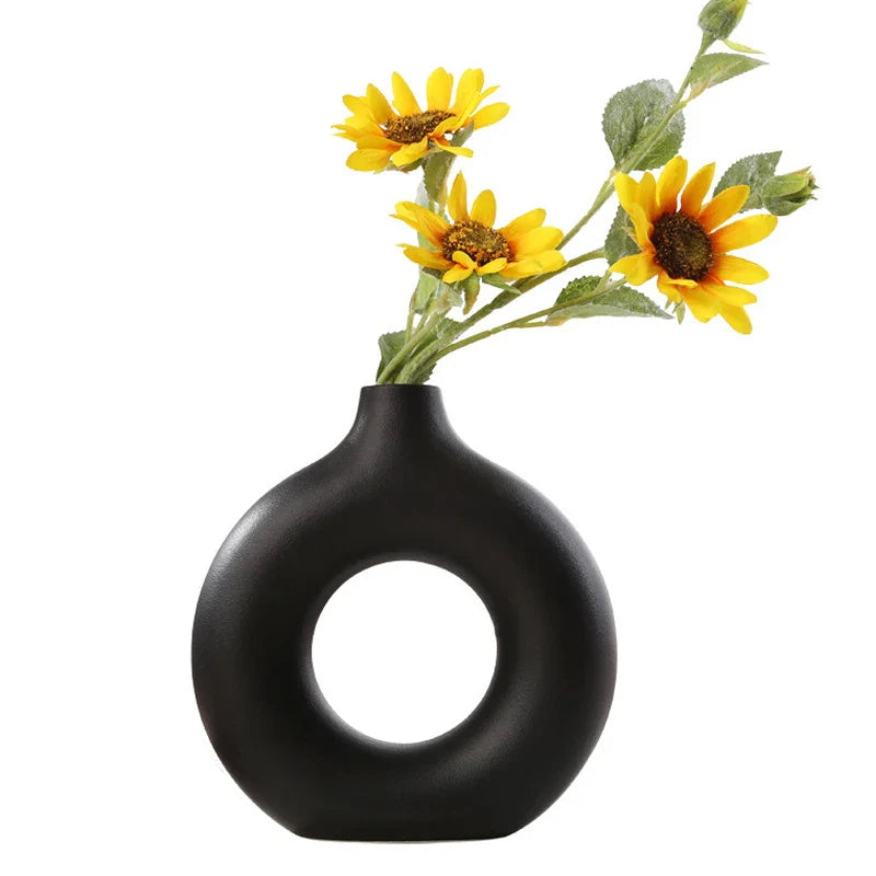 Vaso em Cerâmica - Nórdico Linka: Elegância e Simplicidade em Cada Detalhe